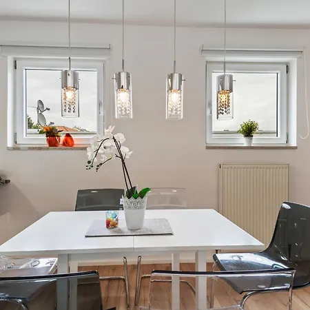Apartment In Near Ambras Castle Innsbruck